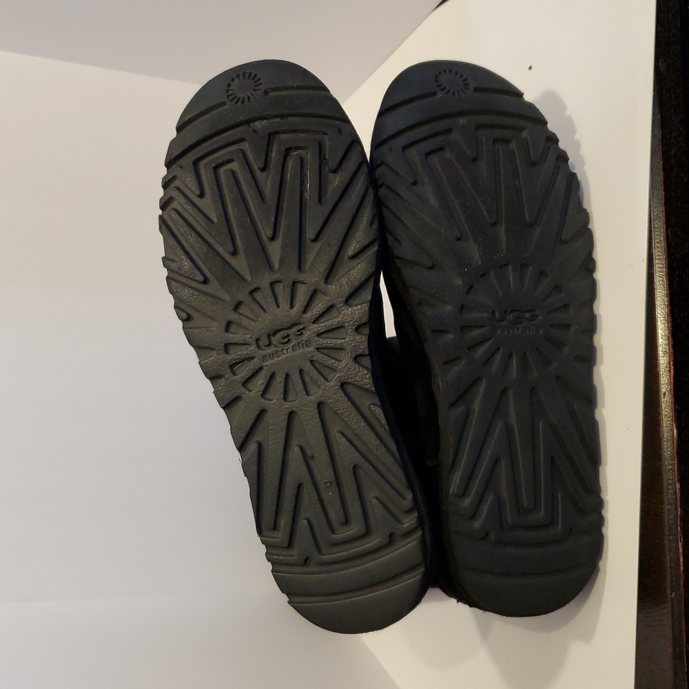 UGG Australia 3387 Womens Black Suede Lo Pro Button Fold Over Logo Boots Size 7 - Picture 14 of 15